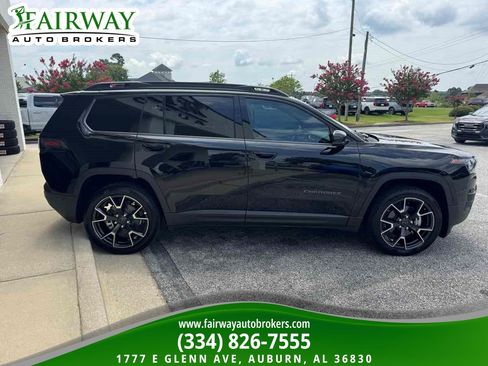 Used 2026 Jeep Cherokee Overland w/ Trailer Tow Group AWD/4WD image 5