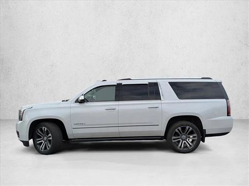 Used 2019 GMC Yukon XL Denali w/ Denali Ultimate Package image 8