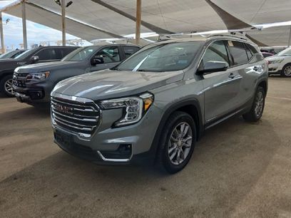Used 2024 GMC Terrain SLT