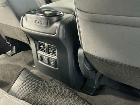 Used 2024 Nissan Titan SV w/ SV Bronze Edition Package image 15
