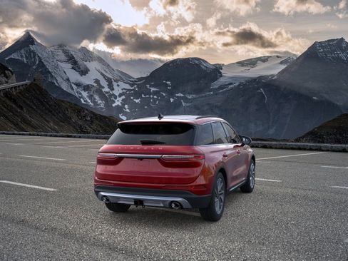 New 2026 Lincoln Corsair Premiere AWD/4WD image 8