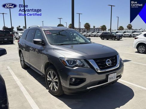 Used 2020 Nissan Pathfinder SV FWD image 15