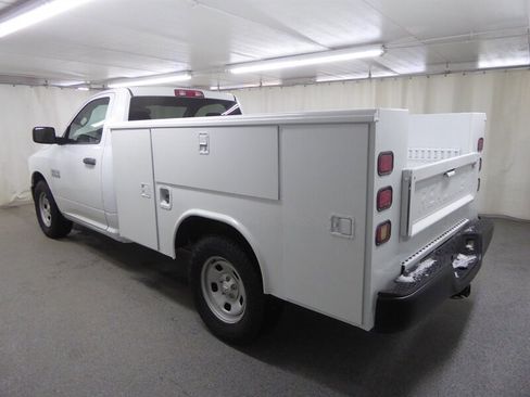 Used 2018 RAM 1500 Express image 4