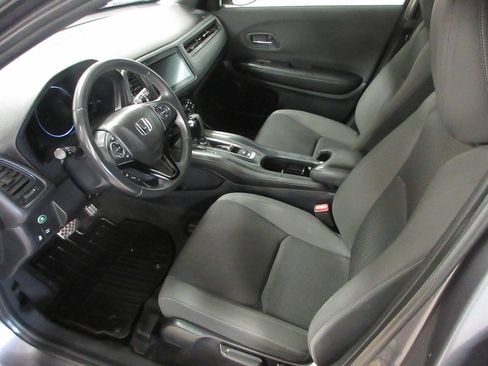 Used 2021 Honda HR-V Sport image 13