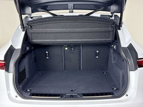 Certified 2025 Jaguar F-PACE R-Dynamic S AWD/4WD image 25