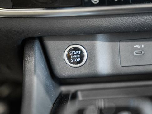 Used 2023 Nissan Rogue SV w/ SV Premium B Package AWD/4WD image 31
