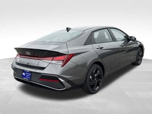 New 2026 Hyundai Elantra Sport FWD image 5