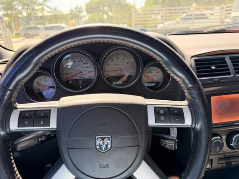 Used 2008 Dodge Challenger SRT8 RWD image 24