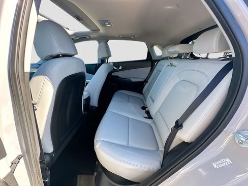 Used 2023 Hyundai Kona Limited image 26