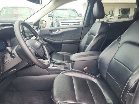 Used 2023 Ford Escape Platinum AWD/4WD image 14