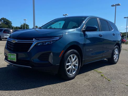 Used 2024 Chevrolet Equinox LT AWD/4WD image 10