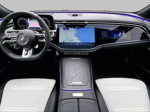 New 2026 Mercedes-Benz E 53 AMG e 4MATIC Sedan image 5