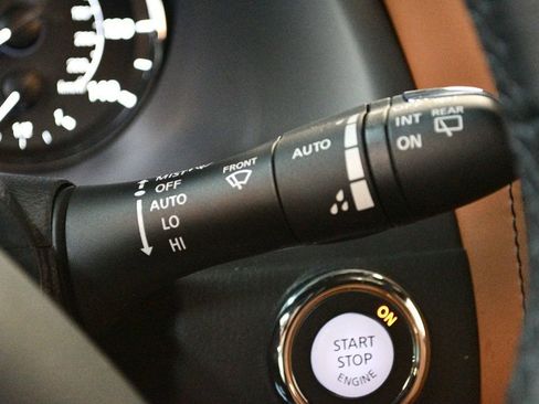 Used 2024 INFINITI QX80 Sensory AWD/4WD image 66