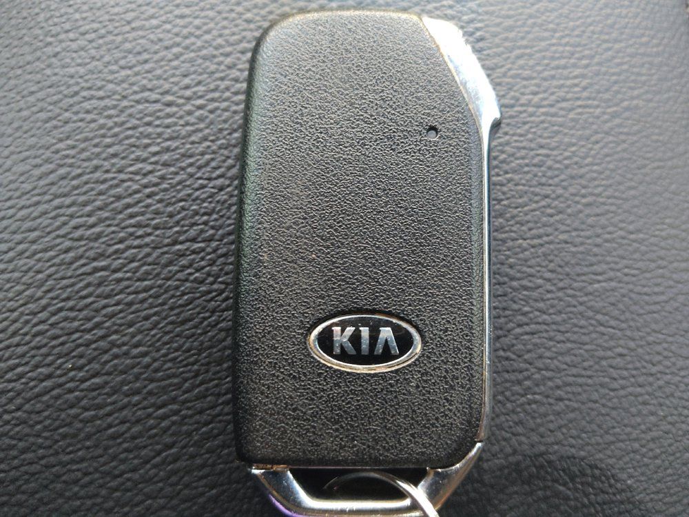 Used 2020 Kia Soul GT-Line w/ GT 2.0L Power Sunroof Package FWD image 32