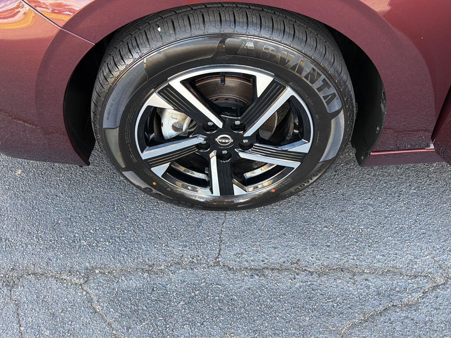 Used 2025 Nissan Sentra SV FWD image 36