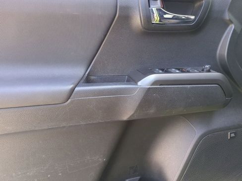 Used 2022 Toyota Tacoma TRD Pro image 11