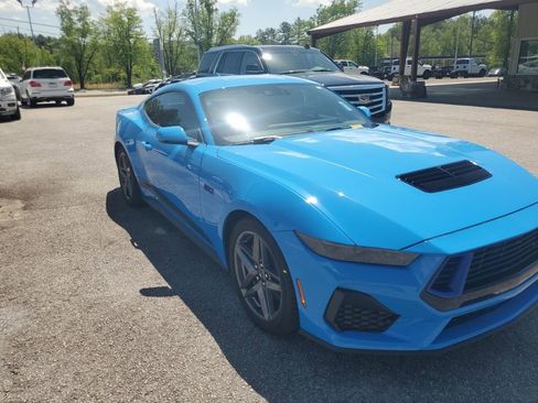 Used 2024 Ford Mustang GT Premium RWD image 4
