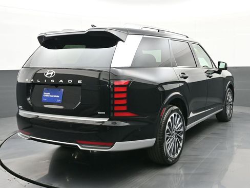 Certified 2026 Hyundai Palisade Calligraphy image 4