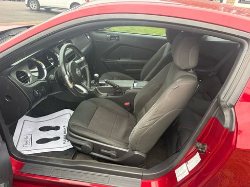 Used 2014 Ford Mustang Coupe RWD image 7