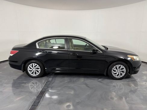 Used 2009 Honda Accord LX image 4