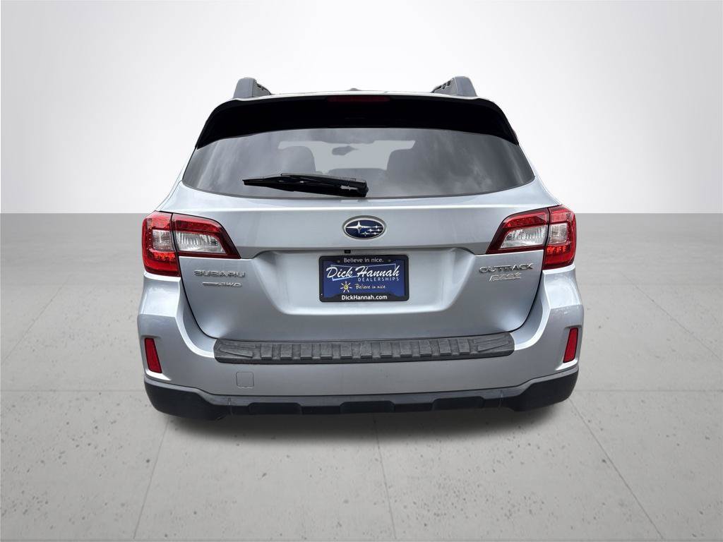 Used 2015 Subaru Outback 2.5i Premium AWD/4WD image 6