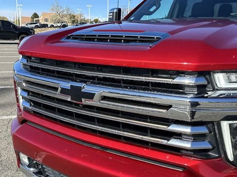 Used 2022 Chevrolet Silverado 3500 High Country w/ Z71 Off-Road Package image 28