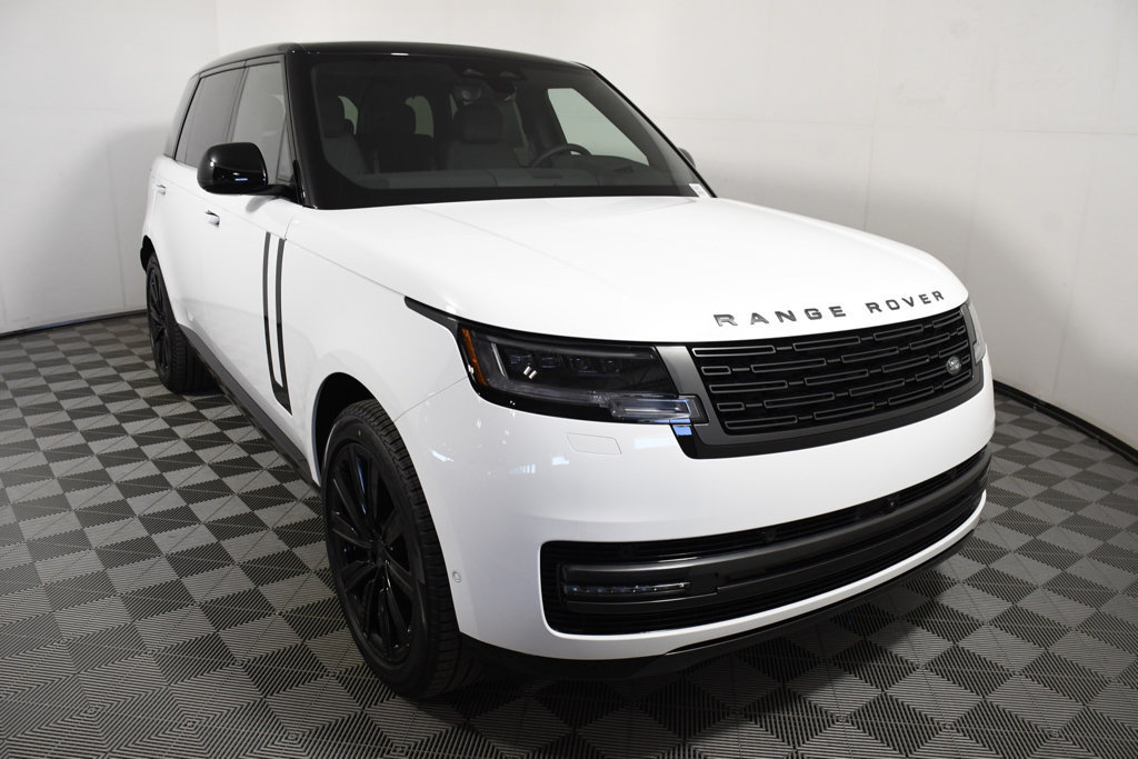 New 2026 Land Rover Range Rover Long Wheelbase SE AWD/4WD image 9