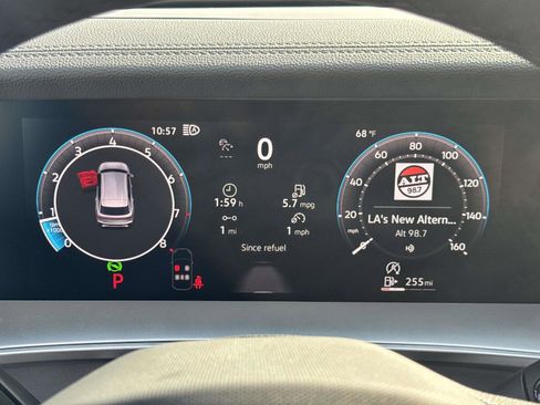 New 2026 Volkswagen Tiguan SE R-Line image 19