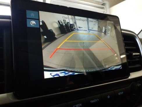 New 2026 Hyundai Venue SEL FWD image 9
