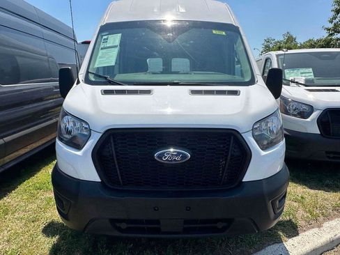 Used 2023 Ford Transit 250 148 High Roof Extended w/ Load Area Protection Package RWD image 3