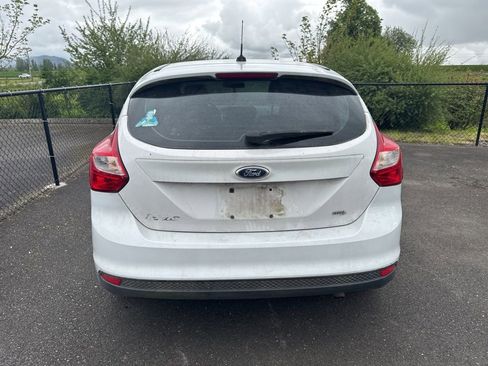 Used 2012 Ford Focus SEL FWD image 3