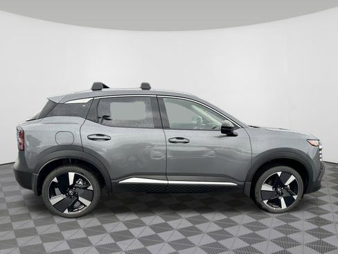New 2026 Nissan Kicks SR image 5