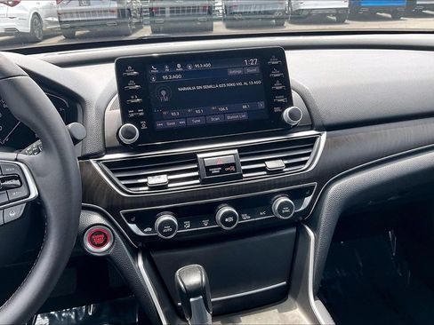 Used 2018 Honda Accord EX-L image 28