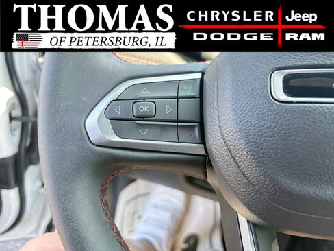 Used 2024 Jeep Compass Trailhawk AWD/4WD image 18