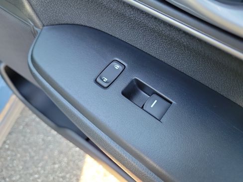 Used 2022 Honda CR-V EX image 11