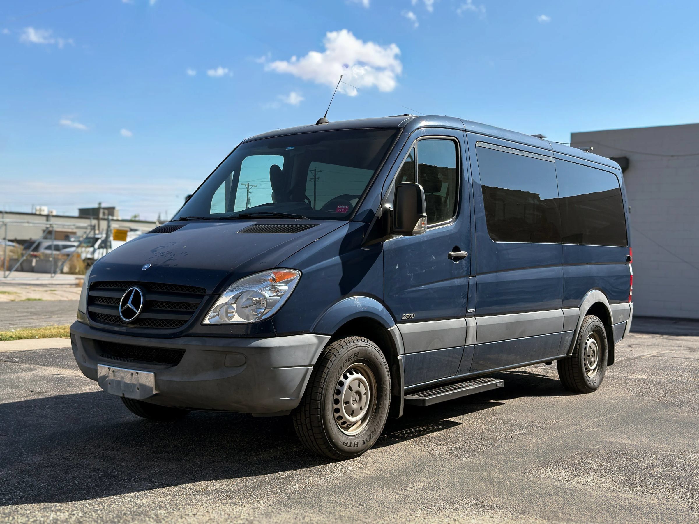 Used 2012 Mercedes-Benz Sprinter 2500 image 3