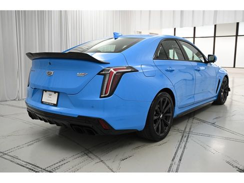 Used 2022 Cadillac CT4 V Blackwing w/ Carbon Fiber 1 Package image 7