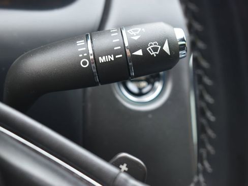 Used 2013 Jaguar XJ L Supercharged image 27