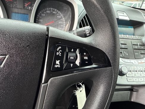 Used 2015 Chevrolet Equinox LS image 27