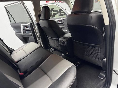 Used 2020 Toyota 4Runner SR5 Premium image 49