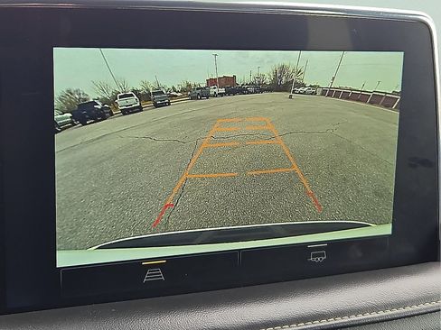 Used 2023 Chevrolet Suburban Premier AWD/4WD image 17