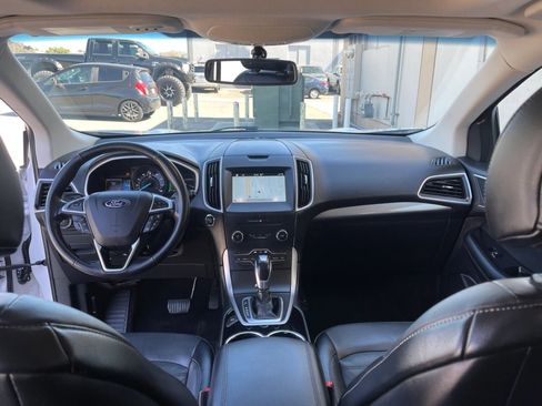 Used 2017 Ford Edge SEL w/ Equipment Group 201A FWD image 12