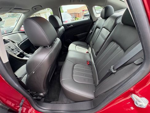 Used 2013 Buick Verano Leather FWD image 16