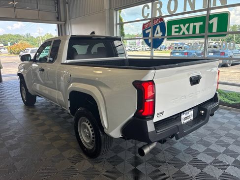 Used 2025 Toyota Tacoma SR RWD image 4