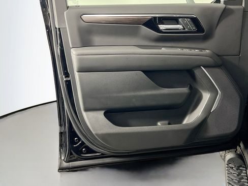 New 2026 Chevrolet Tahoe Z71 w/ Sun And Tow Package image 18