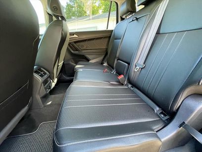 Used 2023 Volkswagen Tiguan SE w/ Panoramic Sunroof Package