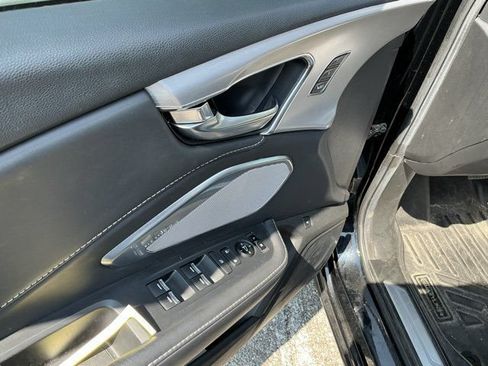 Used 2019 Acura RDX AWD w/ Technology Package image 18