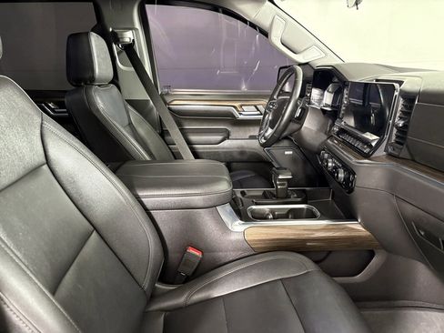 Used 2024 Chevrolet Silverado 1500 LT Trail Boss w/ LT Trail Boss Premium Package image 13