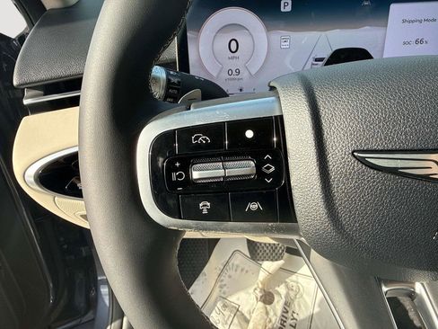 New 2026 Genesis GV70 2.5T Select AWD/4WD image 29
