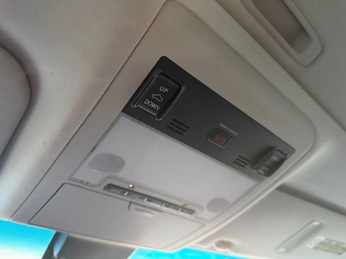 Used 2013 Lexus LS 460 AWD image 29